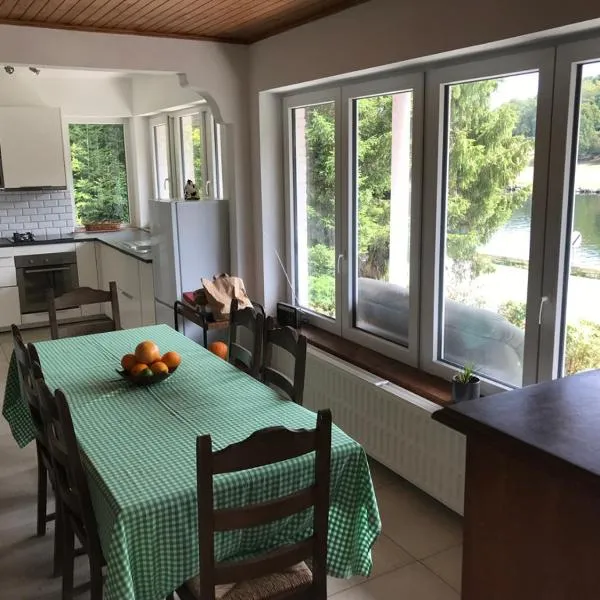 Le Paradis Mosan, hotel in Waulsort