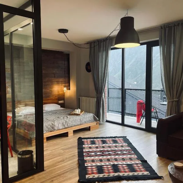 Kazbegi Stylish Apartment, hotell sihtkohas Stephantsminda