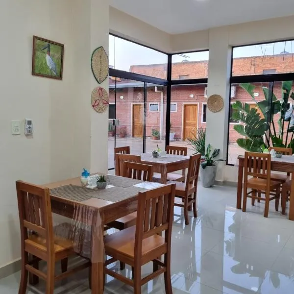 Hotel Karanda´y, hotel v mestu Villa Concepción