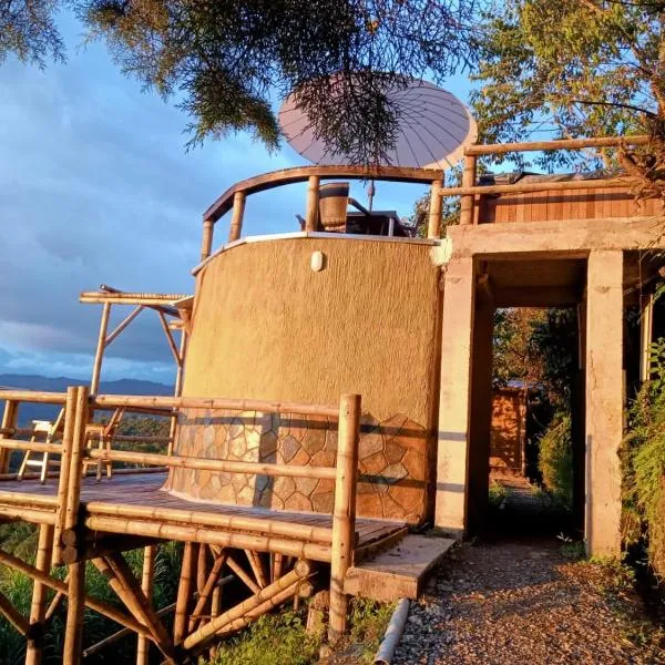 HakunaMatata glamping Pumba, hotel v destinaci Salento