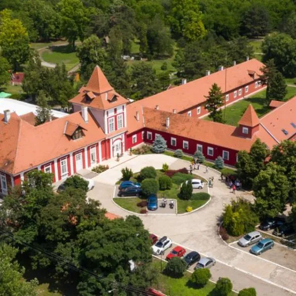 Kaštel Ečka, hotel in Mužlja