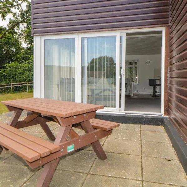Harcombe House Bungalow 4, hotel in Newton Abbot
