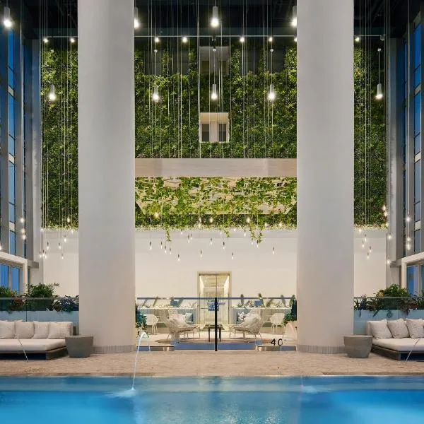 Sentral Michigan Avenue, hotel v Chicagu