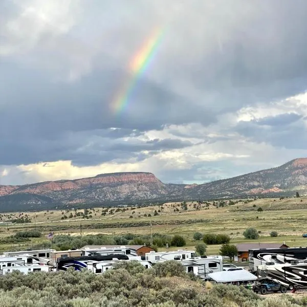 The Riverside Ranch Motel and RV Park Southern Utah, hotel di Hatch