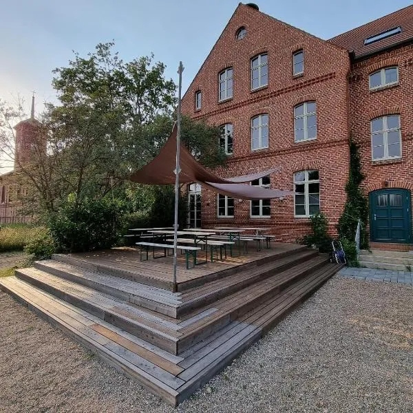 An Den Wiesen Gasthaus am Finowkanal, hotel v destinaci Wandlitz