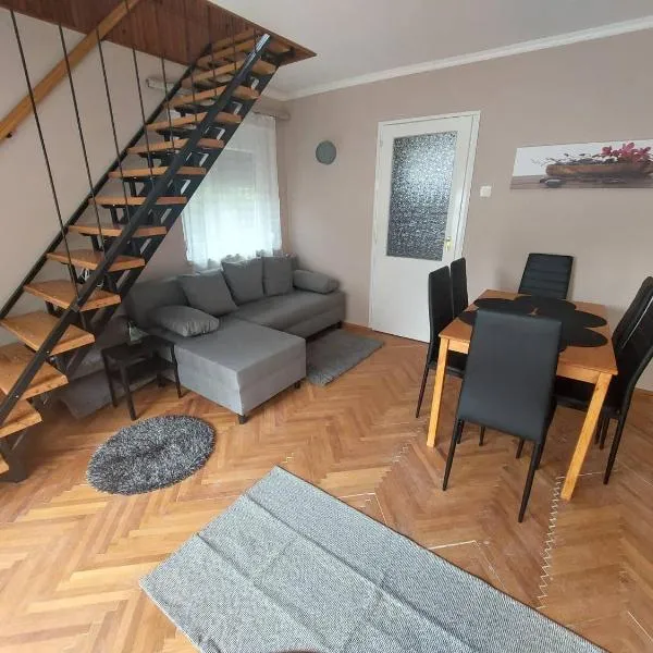 Cinke Üdülőház, hotel v destinaci Tiszakécske