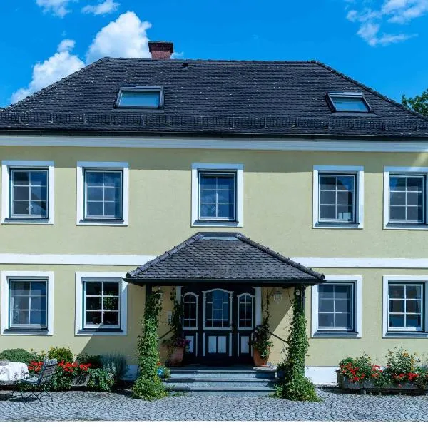 Appartementhof Stadler, hotel v destinaci Pocking