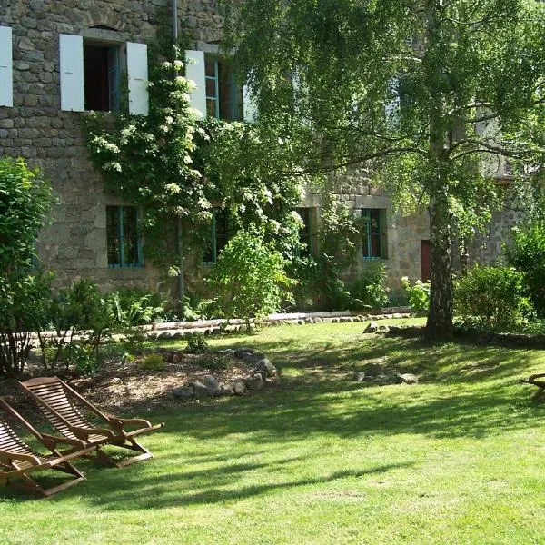 Domaine de Salomony, hotell i Saint-Pierreville