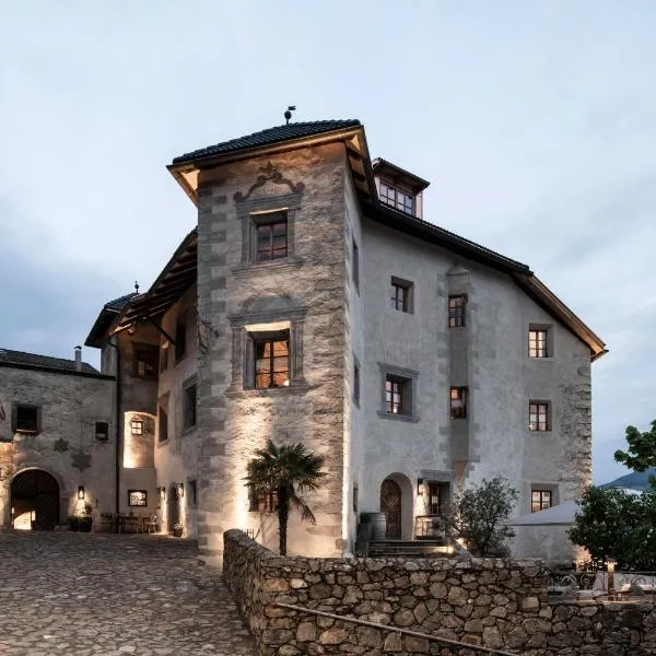 Hotel Ansitz Steinbock, hotel v destinaci Villandro
