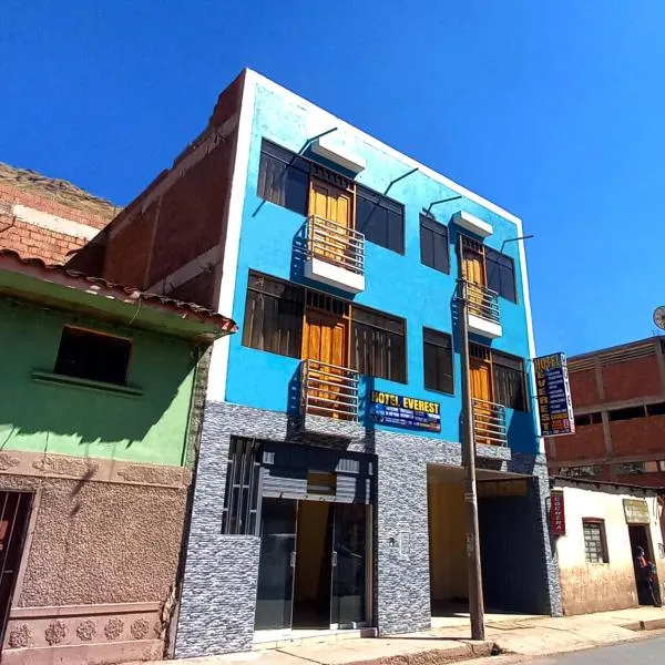 Hotel Everest, hotel in Coya