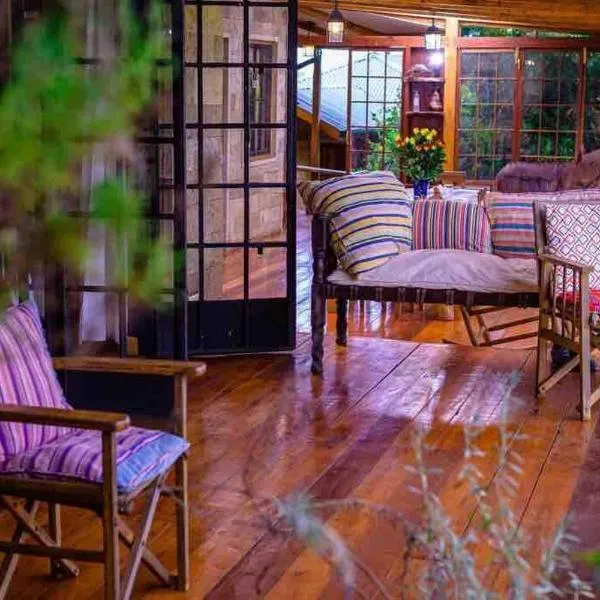 Chui Cottage with tennis facing Mt Kenya & near Ngare Ndare, hotel v destinaci Timau