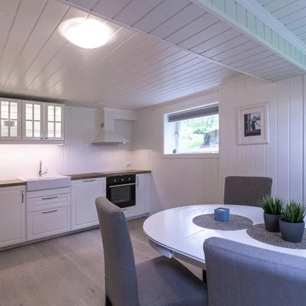 Naturnær leilighet med 1 soverom, hotel v destinaci Sandnes