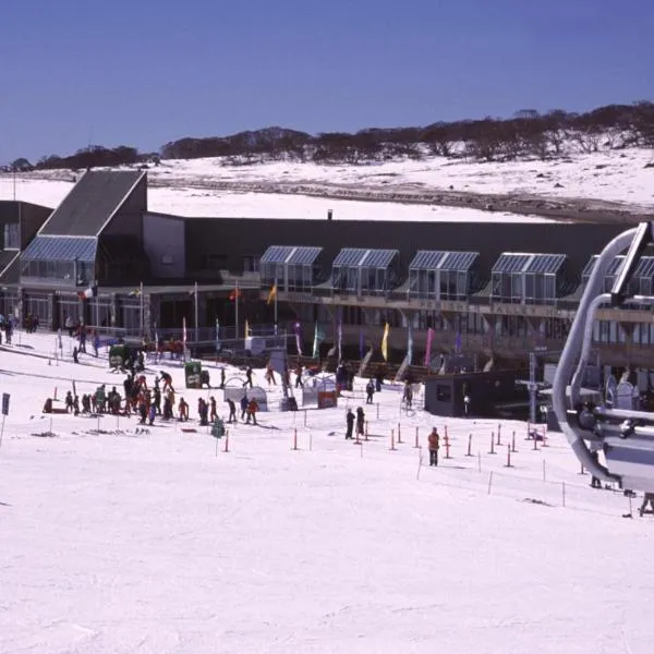 The Perisher Valley Hotel, ξενοδοχείο σε Charlotte Pass