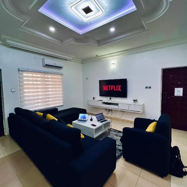 The Blcksite - 3 bedroom apartments in Wuse, hotel em Abuja