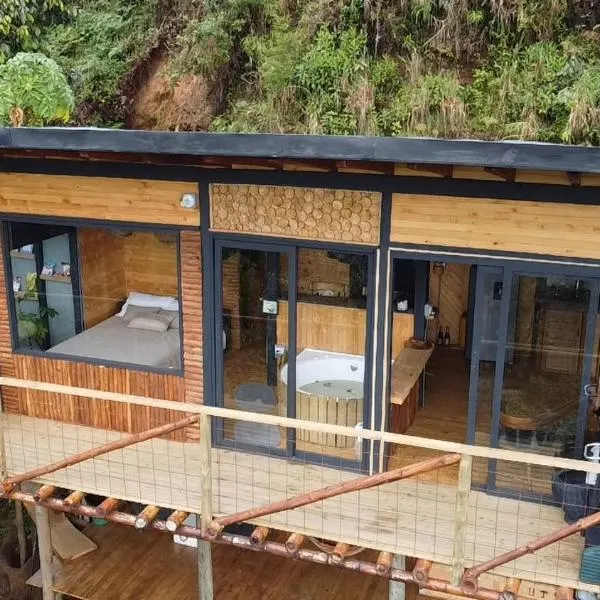 Glamping con jacuzzi cerca a Medellin, khách sạn ở Guarne