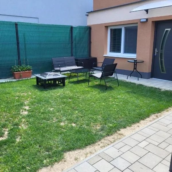 Apartman Ella, hotel Vágtapolcán