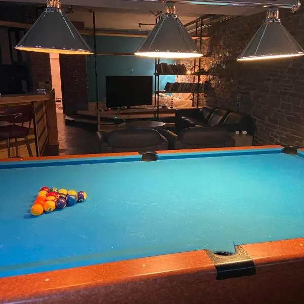Unique space in Gerakas - Cave, hotel v Aténách