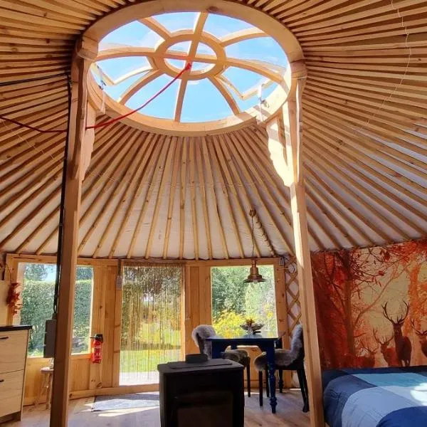 Yurt, hotel di Liempde