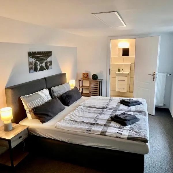 Gästezimmer Teltow, hotelli kohteessa Teltow