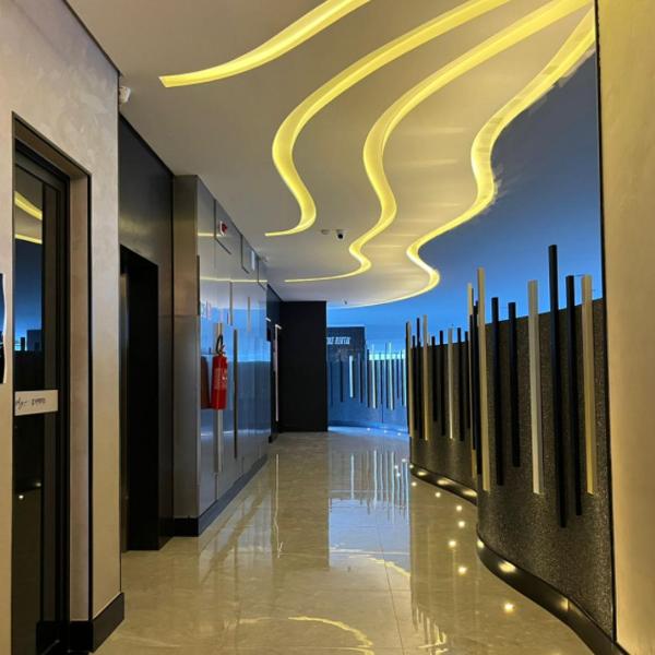 Elegante quarto e sala Sky Concept 418 Novissímo