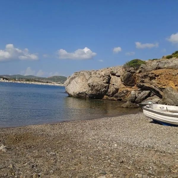 PRIVATE SEASIDE GUEST HOUSE..., hotel in Agia Marina Mikrolimanou