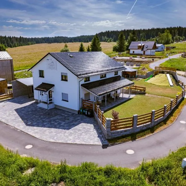 APARTMÁNY POD SJEZDOVKOU, hotell i Abertamy