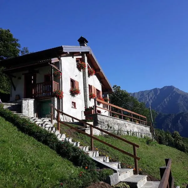 Casa all'Alpe Gaggetto B & B, hotel in Anzino