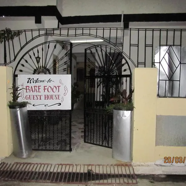 Barefoot Guest House, hotel in Morant Bay