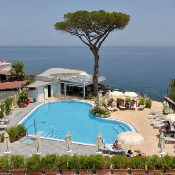 Hotel L'Approdo, ξενοδοχείο σε Forio d'Ischia