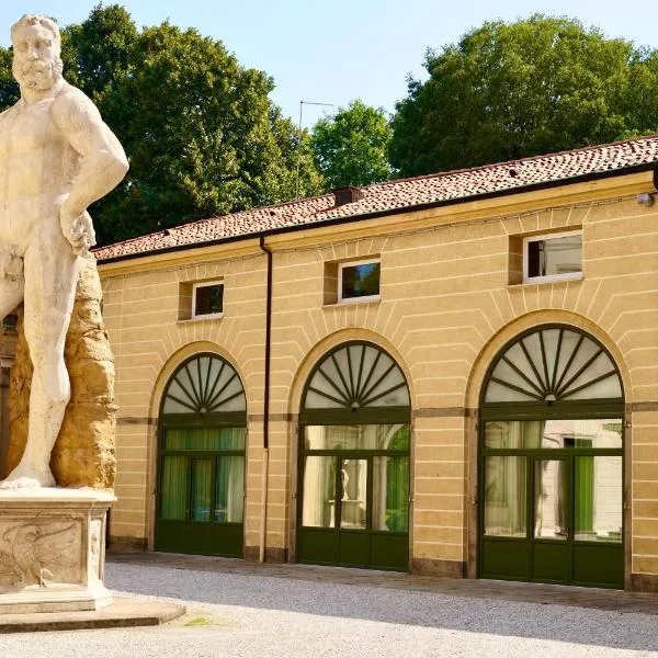 Palazzo Mantua Benavides Suites & Apartments, hotel v destinaci Padova