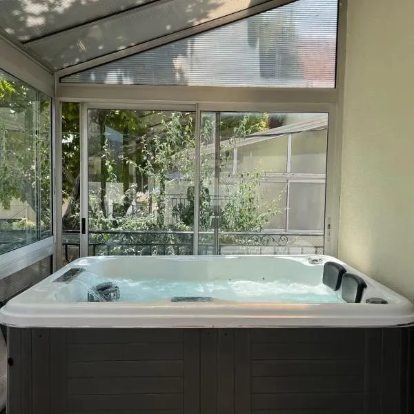 Maison avec Jacuzzi Marseille, hotel v destinácii Marseille
