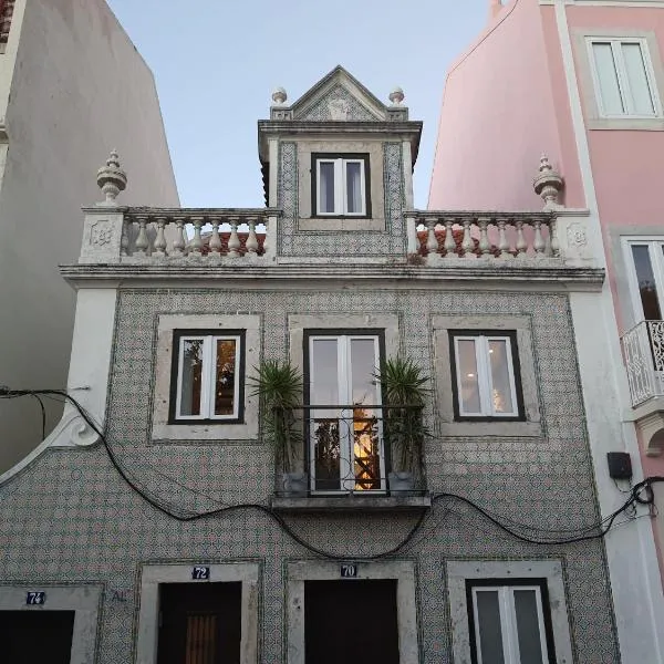 1881 Historical duplex Suite