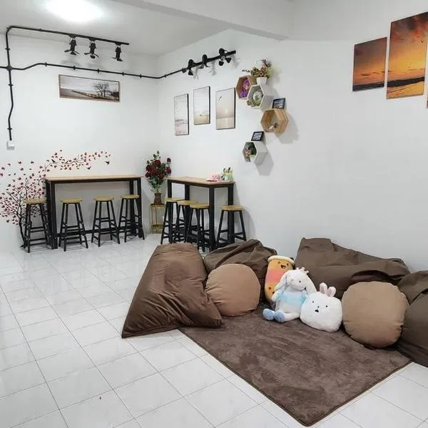 The Homestay 105 - nearby sky mirror jetty - Netflix, hotel in Kuala Selangor