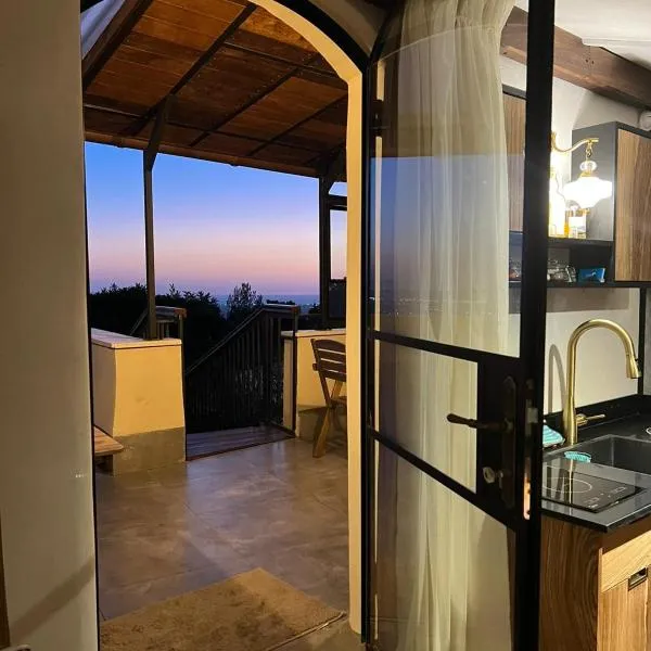 תניא, hotel v destinaci Gilon