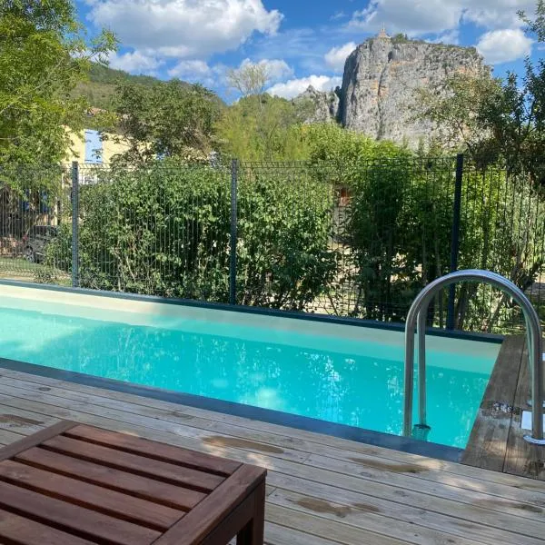 Camping Frédéric Mistral, hotel v destinácii Castellane