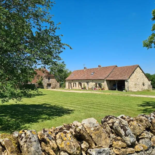 Longère près de Rocamadour et Padirac, hotell i Alvignac