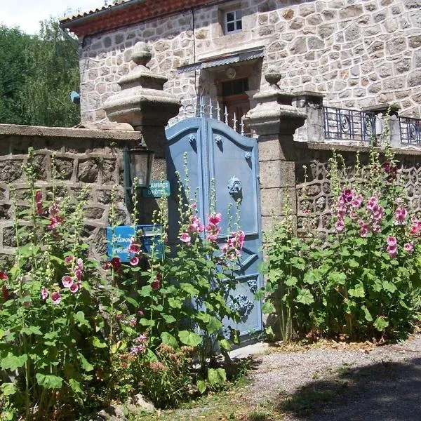 Salomony Chambre d'Hôtes, hotel en Marcols-les-Eaux