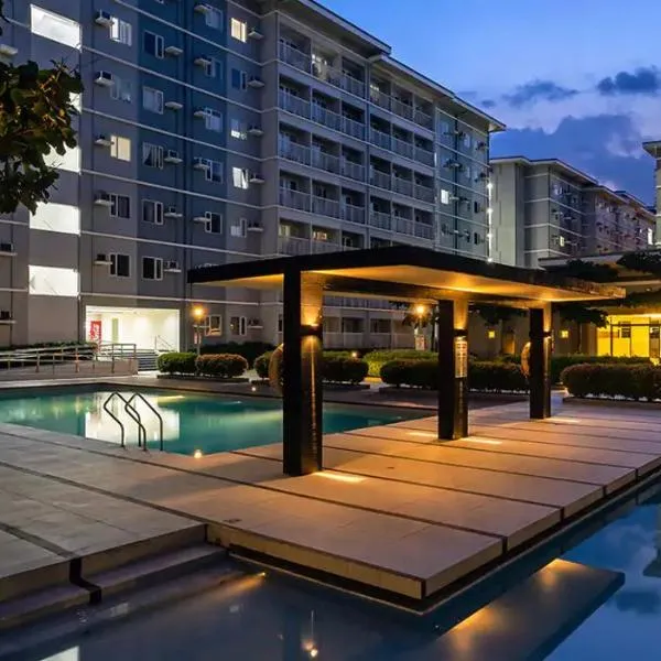 Whole Condo with Pool Great for Staycation, hotel in Manila