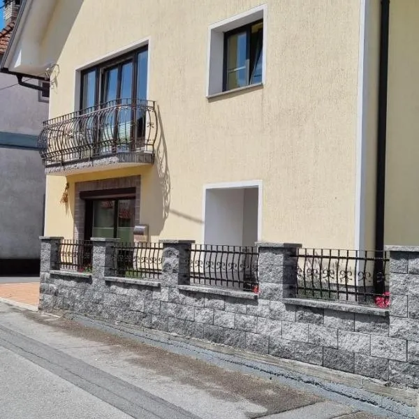 APARTMA ŽELE, hotel a Logatec