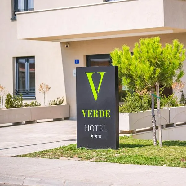 Hotel Verde, hotel in Briđe