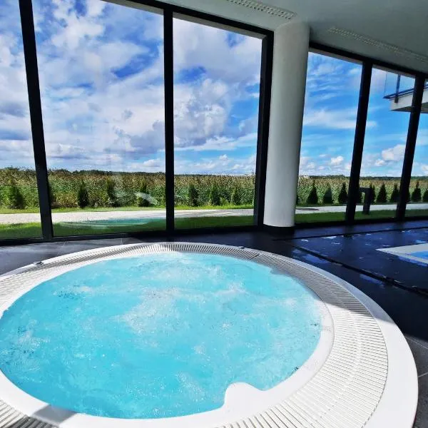 WESTIN HOUSE Kołobrzeg LUX - BASEN, JACUZZI, SAUNA, SIŁOWNIA, PLAC ZABAW W CENIE - 365PAM, hotel v Kolobřehu