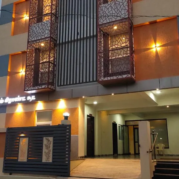 Hotel Rhythm Grand Suite, hotel em Tiruchchirappalli