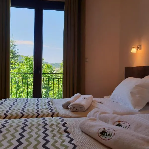 Mondeus Inn Luxury, hotel Deskáti városában