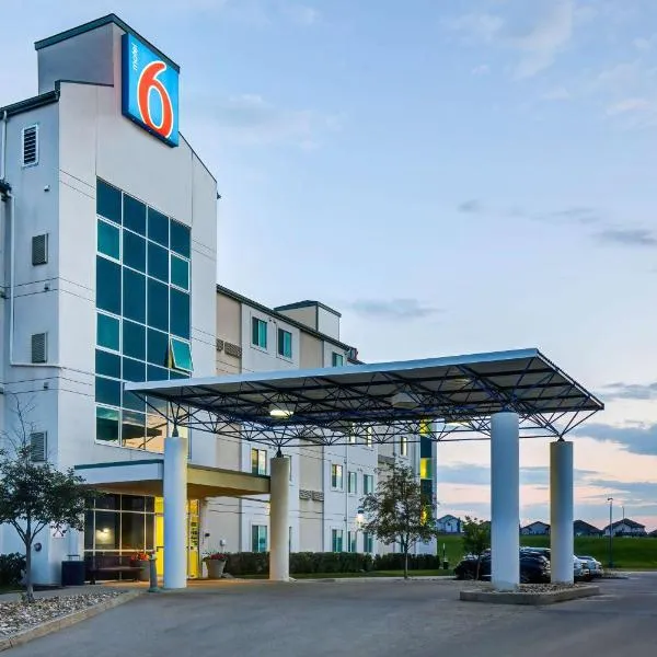 Motel 6-Grande Prairie, AB, hotel in Grande Prairie