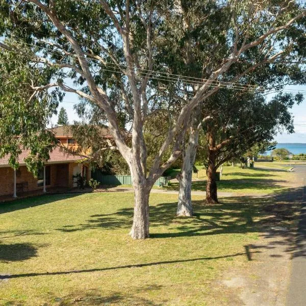 Mum's Beach House by Experience Jervis Bay, hotel u gradu Vincentia
