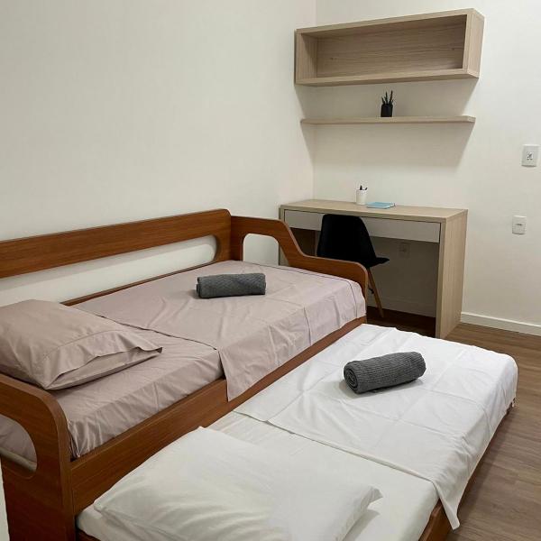 Apartamento impecável ao lado da Praia Grande para até 8 pessoas - Foto 2