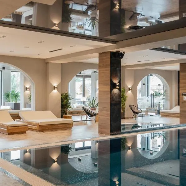 Ведмежа гора Panorama Spa Resort, hotel in Yaremche