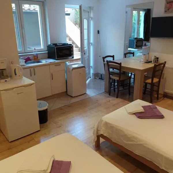 Zana Apartments, hotelli kohteessa Stari Grad