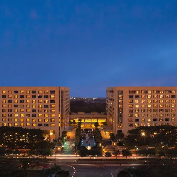 Hyatt Regency Pune Hotel & Residences, hotel in Mundhva