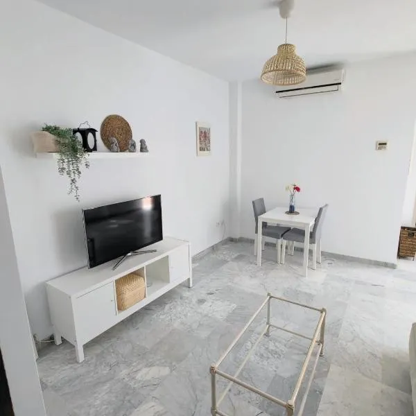Apartamento para dos en San Bernardo, hotel en Sevilla